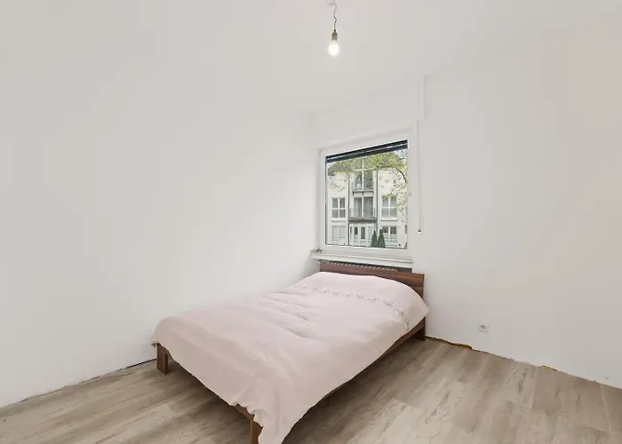 Apartamento Geraeumiges Familienhaus Koeln